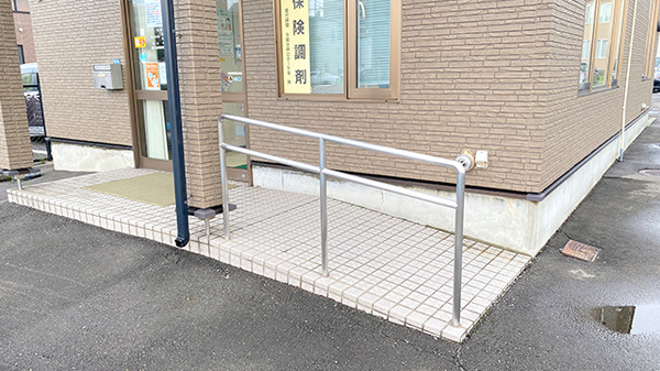 泉町調剤薬局のバリアフリー設備