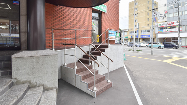 ノルデン薬局栄町店のバリアフリー設備