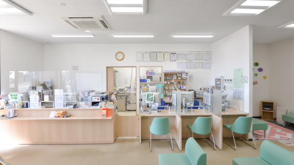 ノルデン薬局新川店の受付/カウンター