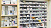 ノルデン薬局南３条店の薬棚