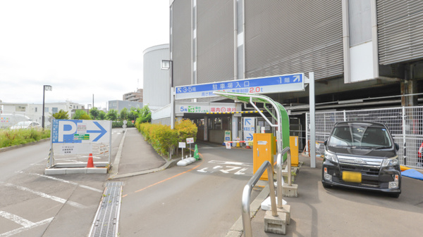 ノルデン薬局福住店の駐車場