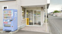ノルデン薬局北千歳店の入口