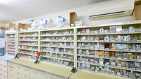 ノルデン薬局北千歳店の薬棚