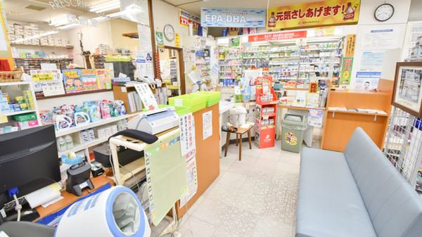 株式会社　静内薬局の受付/カウンター