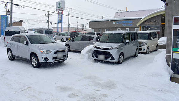 忠和調剤薬局の駐車場