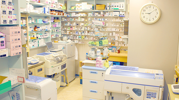 南平岸薬局の調剤室