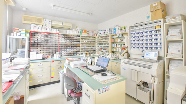 梅ヶ丘調剤薬局の調剤室