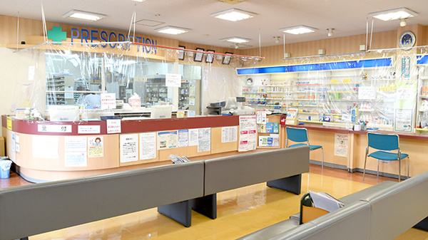 データボックス薬局の受付/カウンター
