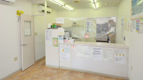 山路薬局　岩出店の受付/カウンター