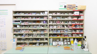 山路薬局　岩出店の薬棚