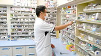 調剤薬局ネットワーク栄谷店の作業風景