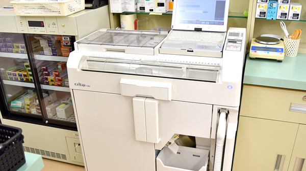 ニック湘南みずき薬局の調剤器具