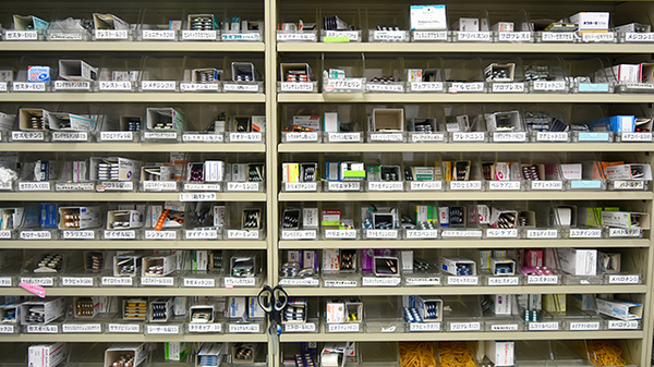 ニック調剤薬局　城西店の薬棚