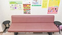ゴダイ調剤薬局 白国店の待合スペース