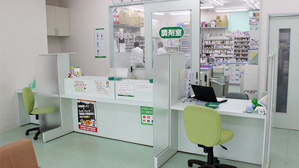 南山堂薬局　研究学園駅前店の受付/カウンター
